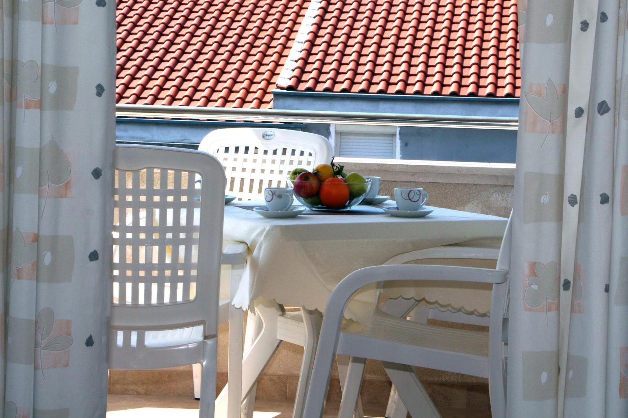 Apartmani Amado/Lozic Zadar Quarto foto
